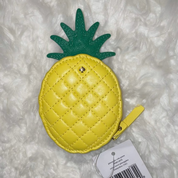 *Rare find* Kate spade Pineapple coin purse - Picture 2 of 2